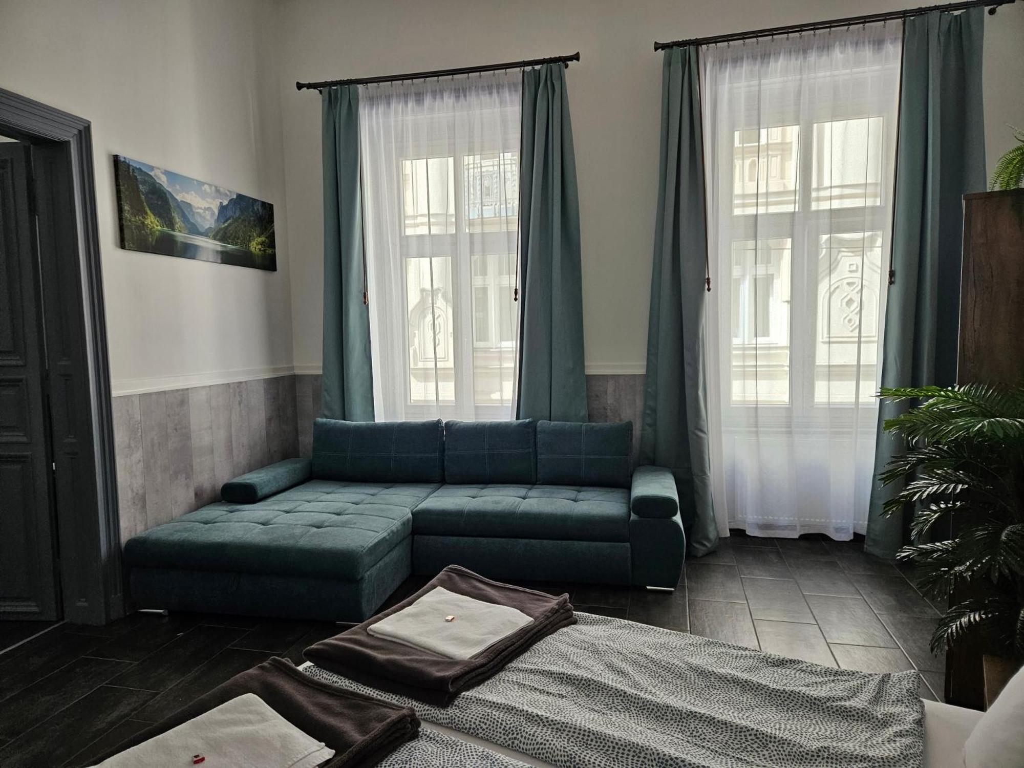 D3 Basilica Luxury Spacious Free Parking For 1 Car ブダペスト エクステリア 写真